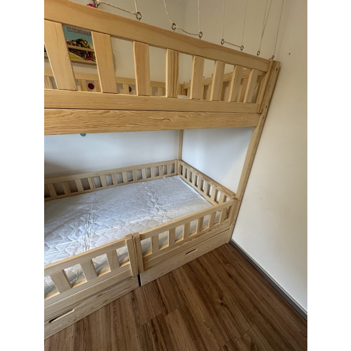 Kinder Spielbett Köln mit stabiler Holztreppe